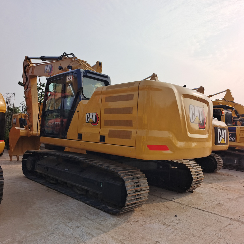 CATERPILLAR 323 CAT 323 NEW GENERATION 330GC 323GC 336GC - Excavadora de cadenas: foto 2 CATERPILLAR 323 CAT 323 NEW GENERATION 330GC 323GC 336GC - Excavadora de cadenas: foto 2