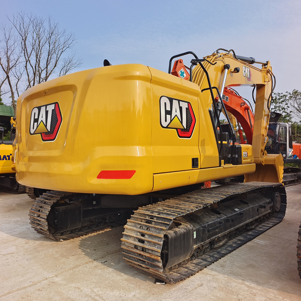 CATERPILLAR 323 CAT 323 NEW GENERATION 330GC 323GC 336GC - Excavadora de cadenas: foto 4 CATERPILLAR 323 CAT 323 NEW GENERATION 330GC 323GC 336GC - Excavadora de cadenas: foto 4