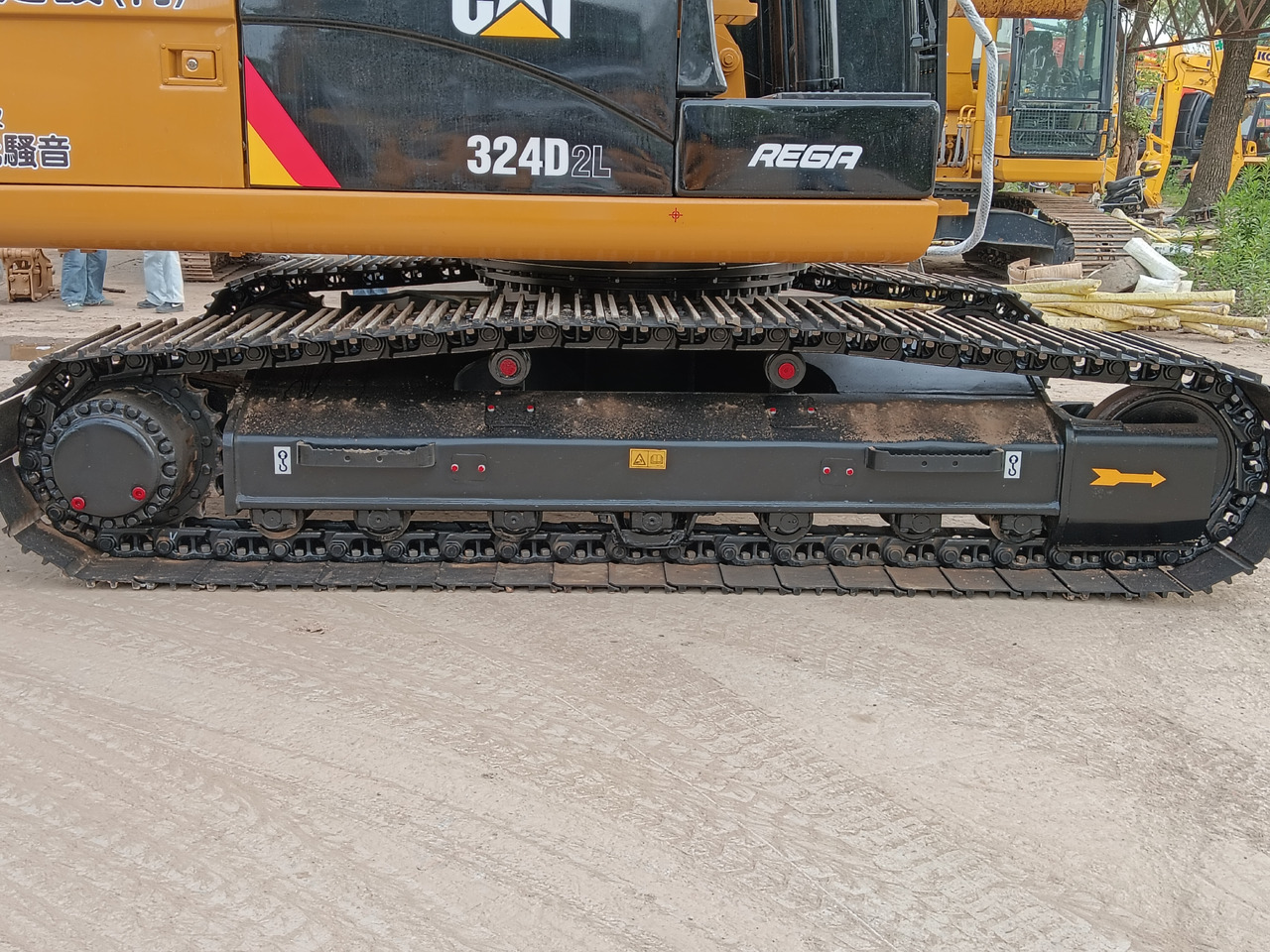 CATERPILLAR 324D CAT 324DL D2L 330D - Excavadora de cadenas: foto 3 CATERPILLAR 324D CAT 324DL D2L 330D - Excavadora de cadenas: foto 3