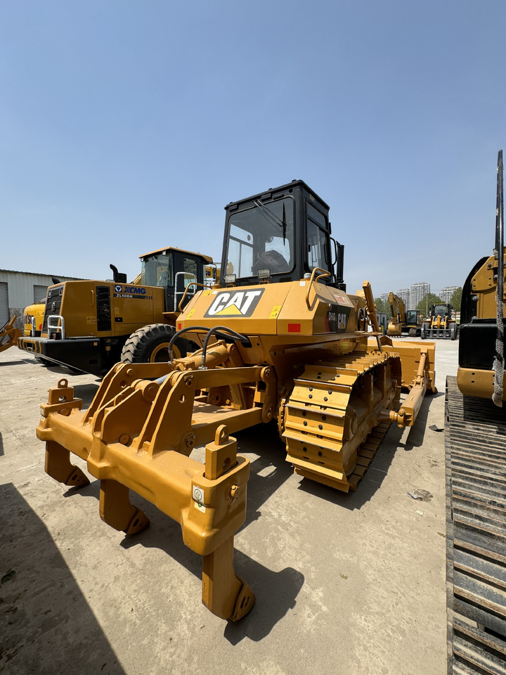 CATERPILLAR D6G CAT - Bulldozer: foto 2 CATERPILLAR D6G CAT - Bulldozer: foto 2