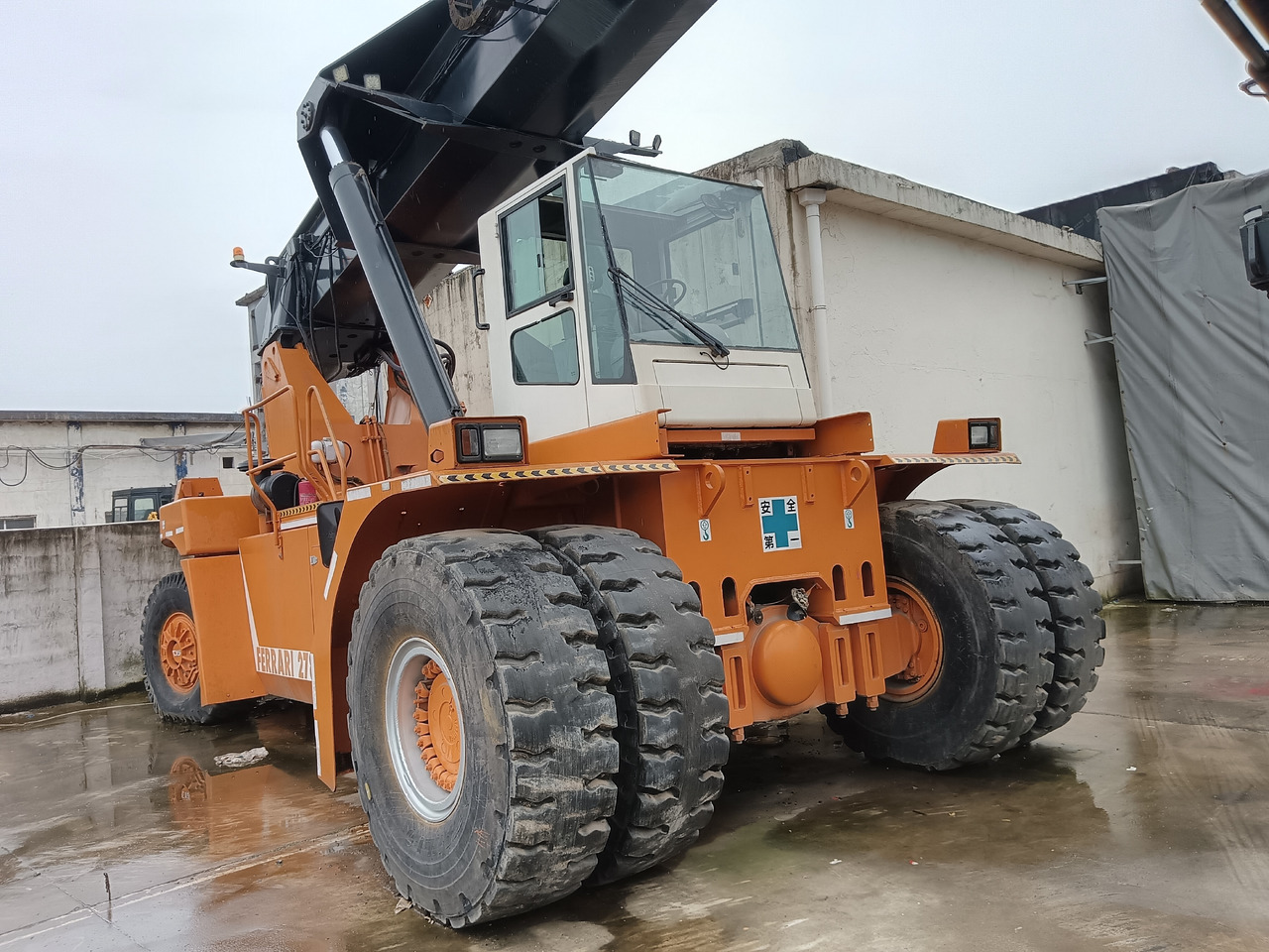 CVS FERRARRI 278 - Reach stacker: foto 2 CVS FERRARRI 278 - Reach stacker: foto 2