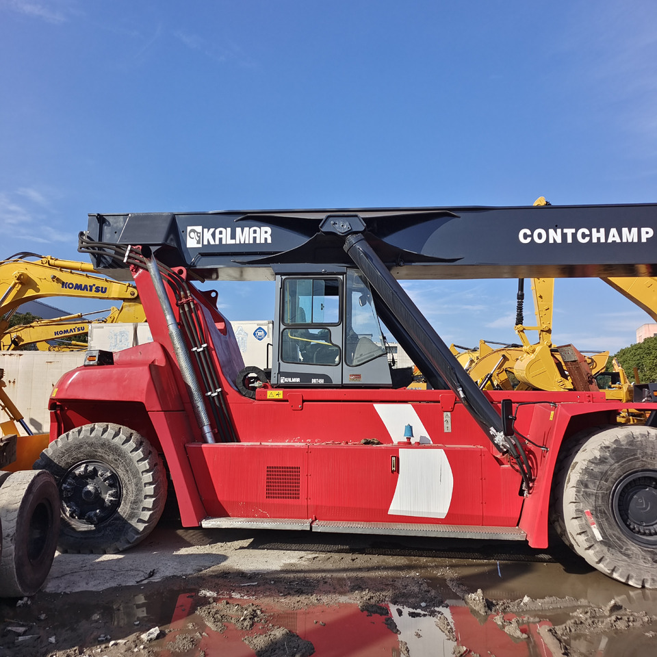 KALMAR DRT450 - Reach stacker: foto 1 KALMAR DRT450 - Reach stacker: foto 1