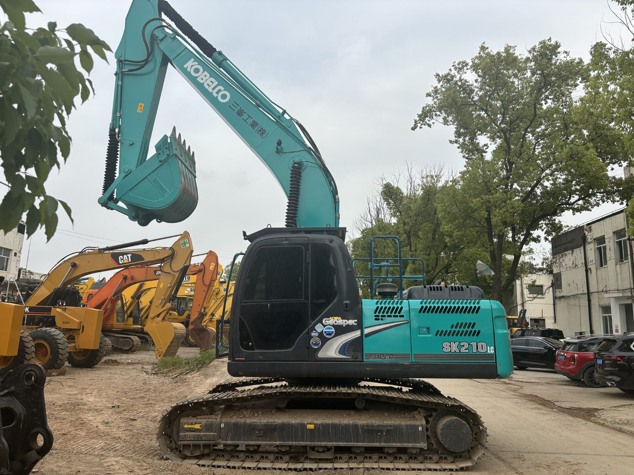 KOBELCO SK210LC - Excavadora de cadenas: foto 2 KOBELCO SK210LC - Excavadora de cadenas: foto 2