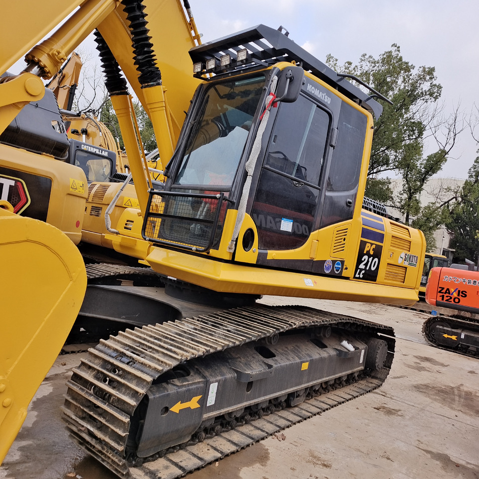 KOMATSU PC 210-8 - Excavadora de cadenas: foto 2 KOMATSU PC 210-8 - Excavadora de cadenas: foto 2
