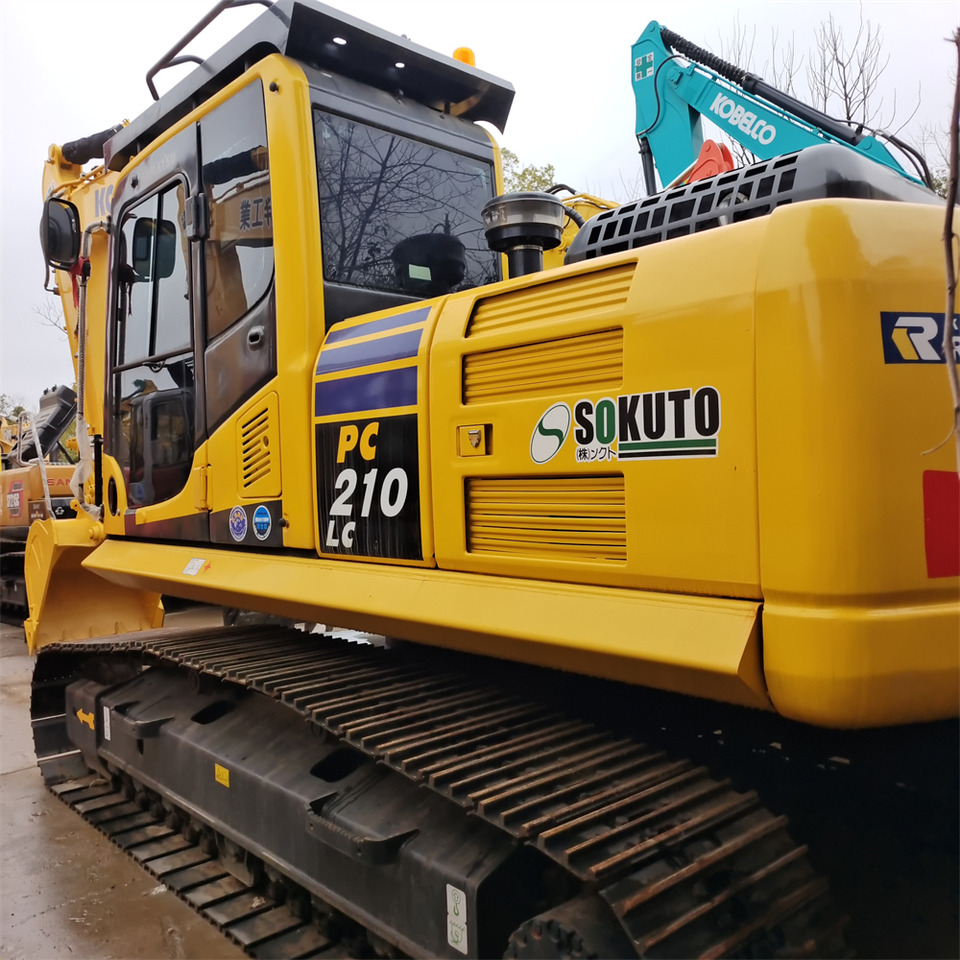 KOMATSU PC 210 LC - 8 - Excavadora de cadenas: foto 1 KOMATSU PC 210 LC - 8 - Excavadora de cadenas: foto 1