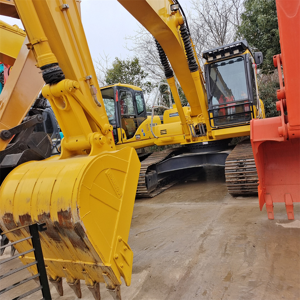 KOMATSU PC 210 LC - 8 - Excavadora de cadenas: foto 2 KOMATSU PC 210 LC - 8 - Excavadora de cadenas: foto 2