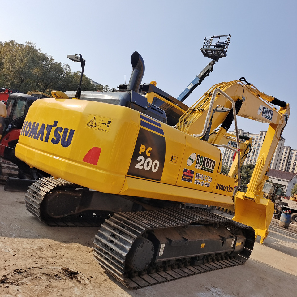 Excavadora de cadenas KOMATSU PC200-8 PC 200 - 8 20 TON: foto 1