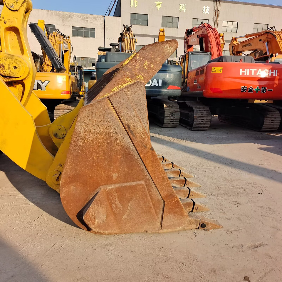 KOMATSU WA 600 - 3 - Cargadora de ruedas: foto 4 KOMATSU WA 600 - 3 - Cargadora de ruedas: foto 4
