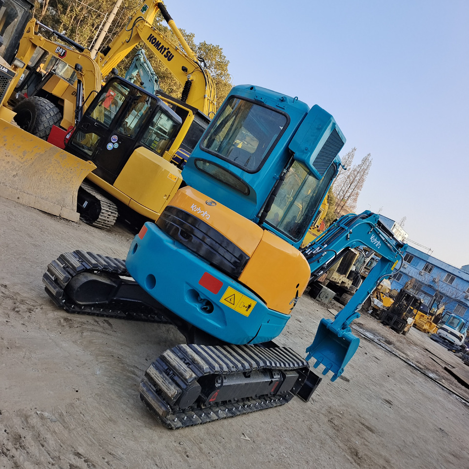 KUBOTA U35 - Miniexcavadora: foto 1 KUBOTA U35 - Miniexcavadora: foto 1