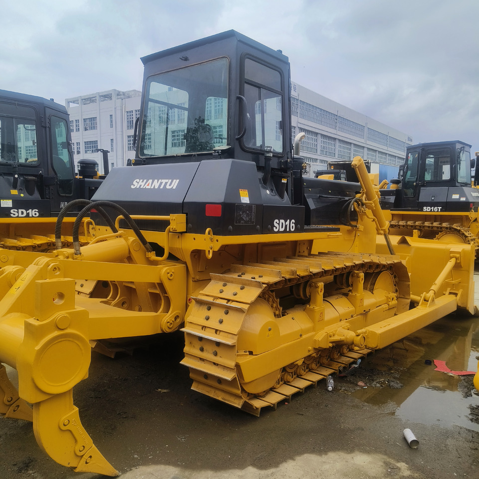 SHANTUI SD 16 WITH RIPPER - Bulldozer: foto 1 SHANTUI SD 16 WITH RIPPER - Bulldozer: foto 1