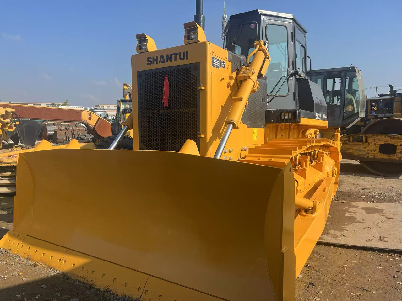 SHANTUI SD22 SD 22 DOZER SD16 SD32 SD22F - Bulldozer: foto 2 SHANTUI SD22 SD 22 DOZER SD16 SD32 SD22F - Bulldozer: foto 2