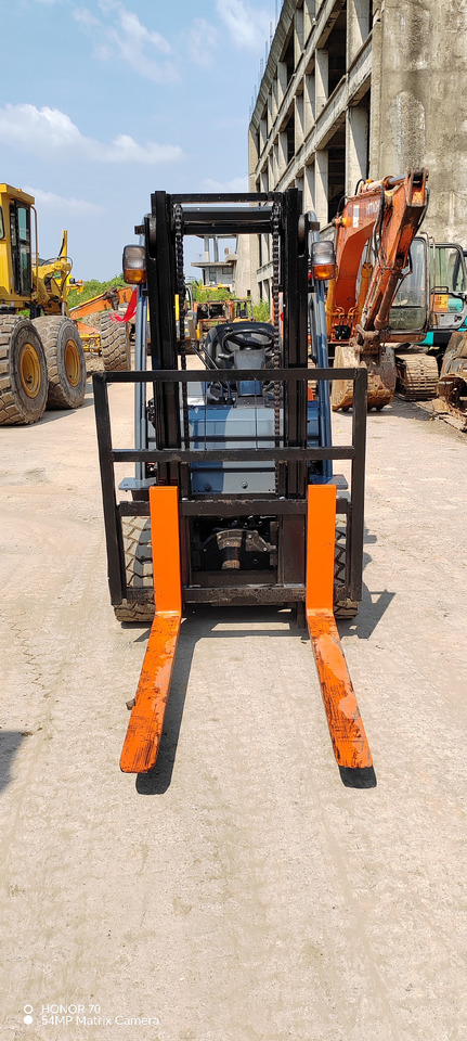 TOYOTA FD35 - Carretilla elevadora diésel: foto 1 TOYOTA FD35 - Carretilla elevadora diésel: foto 1