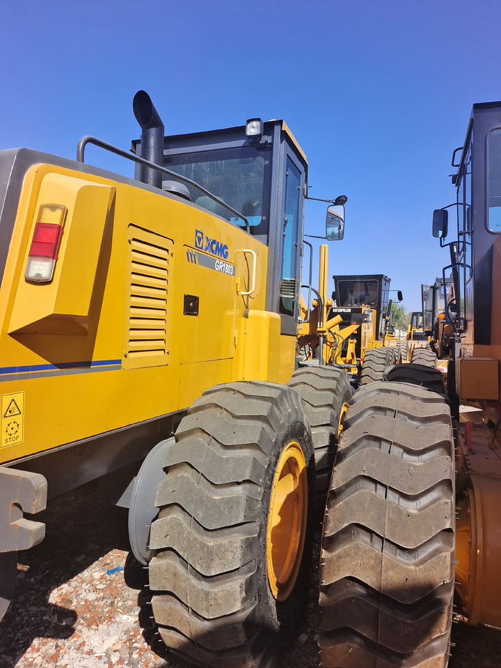 XCMG GR1803 WITH RIPPER - Grader: foto 5 XCMG GR1803 WITH RIPPER - Grader: foto 5