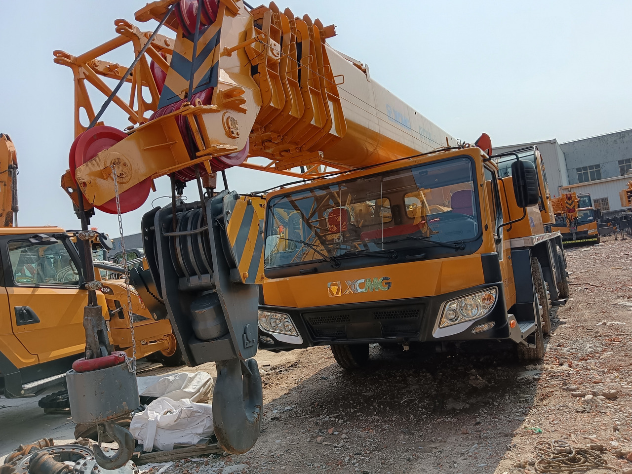 XCMG QY70K 70 TON - Autogrúa: foto 2 XCMG QY70K 70 TON - Autogrúa: foto 2
