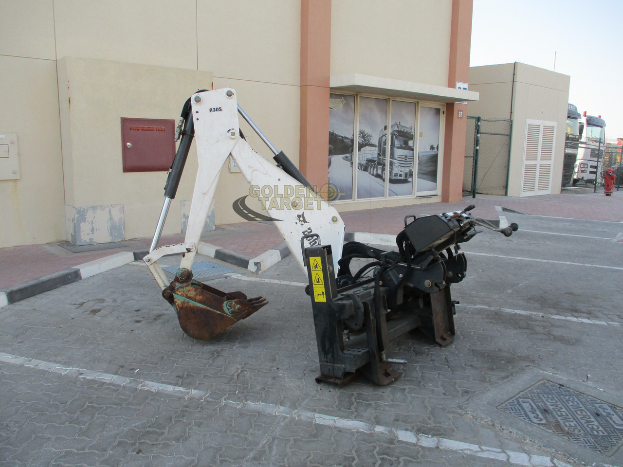 BOBCAT Skid Steer R30S Backhoe Attachment - Cazo cargador para Minicargadora: foto 3 BOBCAT Skid Steer R30S Backhoe Attachment - Cazo cargador para Minicargadora: foto 3