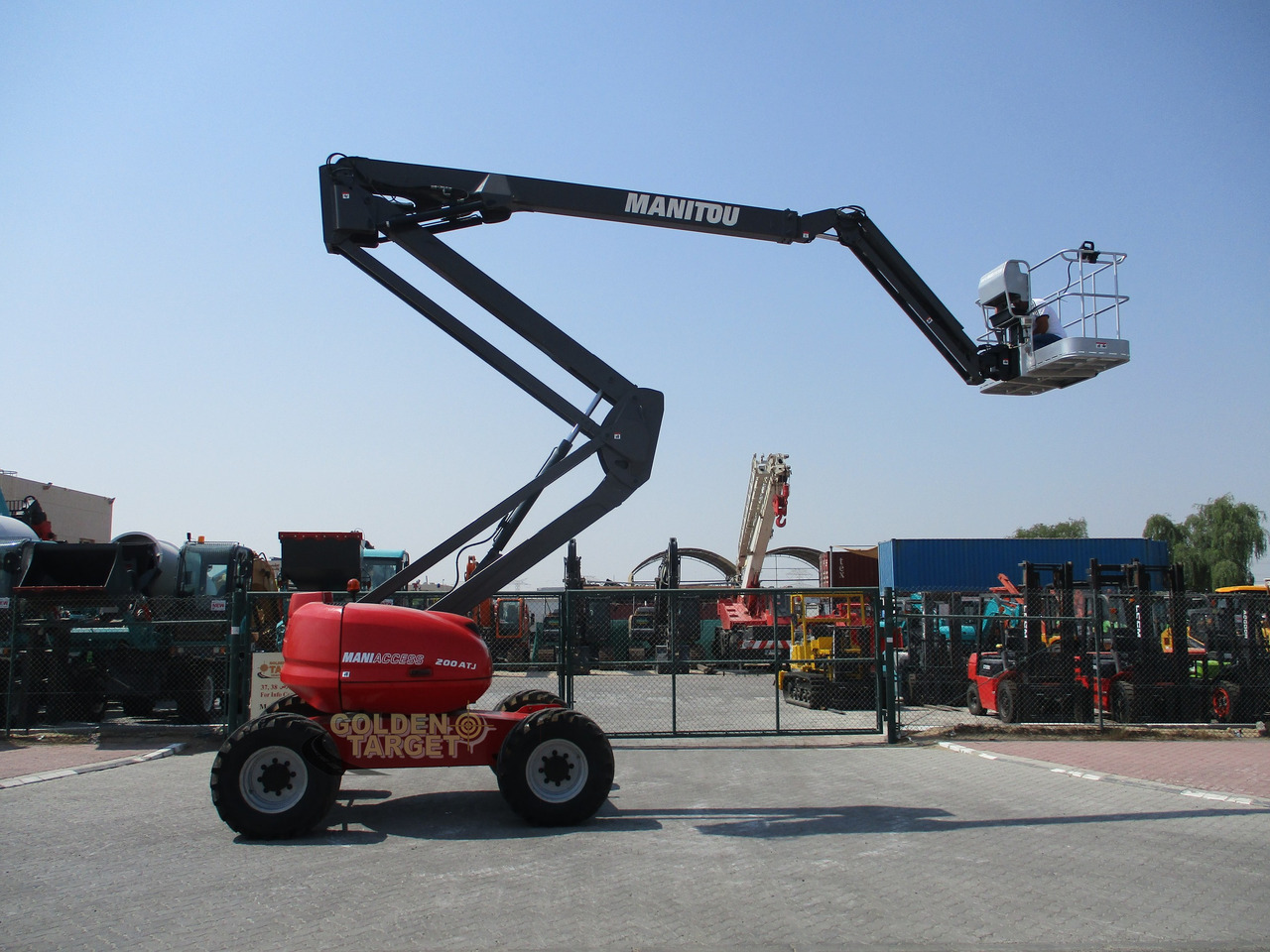 Leasing de MANITOU 200 ATJ 4x4 Articulated Boom Lift MANITOU 200 ATJ 4x4 Articulated Boom Lift: foto 6