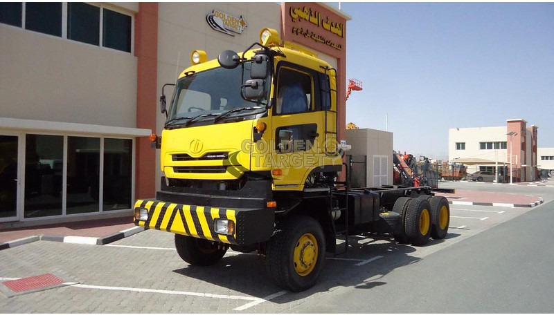 Nissan CZ4YL - Semirremolque chasis: foto 2 Nissan CZ4YL - Semirremolque chasis: foto 2