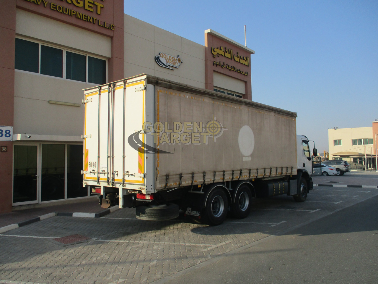 Renault KERAX 380 Curtainsider Truck - Camión lona: foto 3 Renault KERAX 380 Curtainsider Truck - Camión lona: foto 3