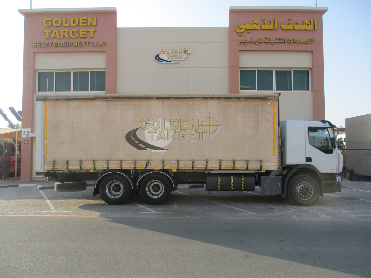 Renault KERAX 380 - Camión lona: foto 5 Renault KERAX 380 - Camión lona: foto 5