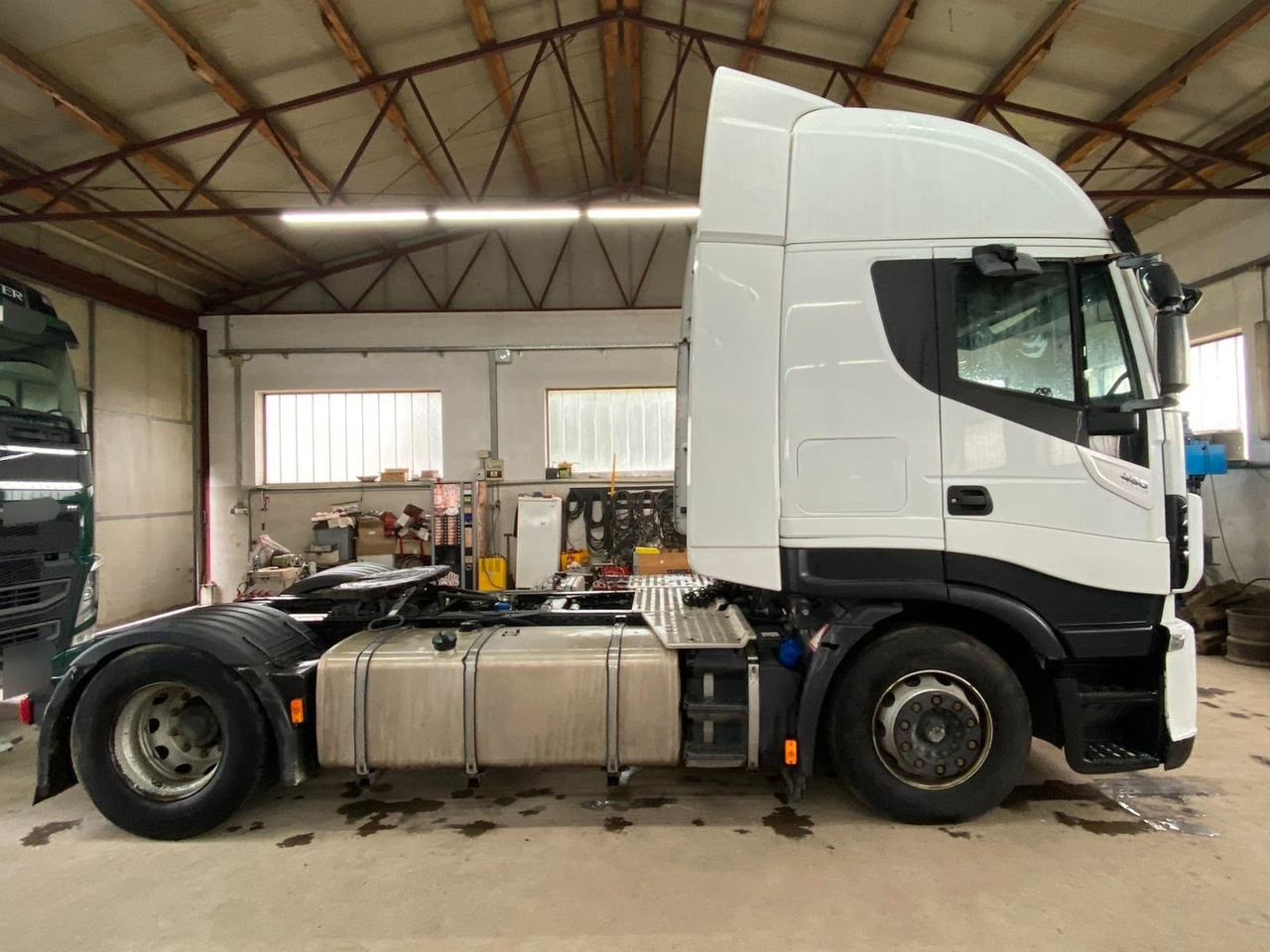 Iveco Stralis 460 Hi-Way 4x2Tractor -Tipper hydraulic - Cabeza tractora: foto 4 Iveco Stralis 460 Hi-Way 4x2Tractor -Tipper hydraulic - Cabeza tractora: foto 4