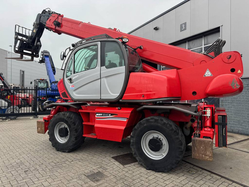 Manitou MRT 2540 Plus Privilege - Manipulador telescópico: foto 1 Manitou MRT 2540 Plus Privilege - Manipulador telescópico: foto 1