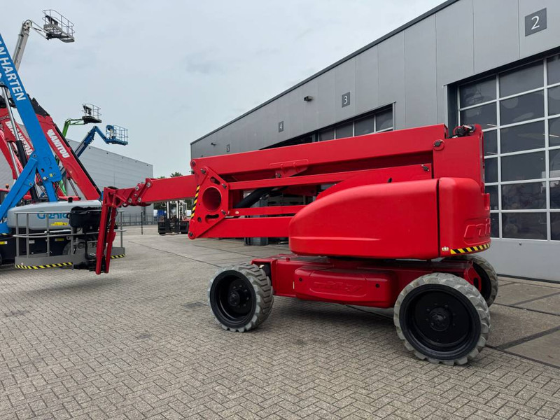 Niftylift HR 28 D E 4x4 - Plataforma articulada: foto 1 Niftylift HR 28 D E 4x4 - Plataforma articulada: foto 1