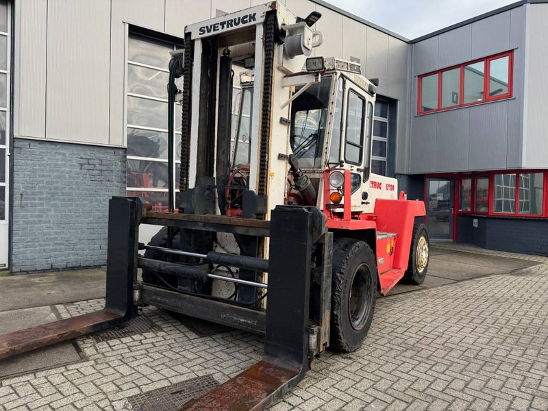 Svetruck 13,6- 1200 - Carretilla elevadora diésel: foto 4 Svetruck 13,6- 1200 - Carretilla elevadora diésel: foto 4