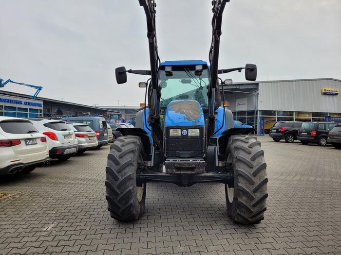 New Holland TS 115 - Tractor: foto 5 New Holland TS 115 - Tractor: foto 5