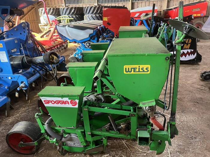 Sfoggia 4 FILE - Sembradora: foto 4 Sfoggia 4 FILE - Sembradora: foto 4