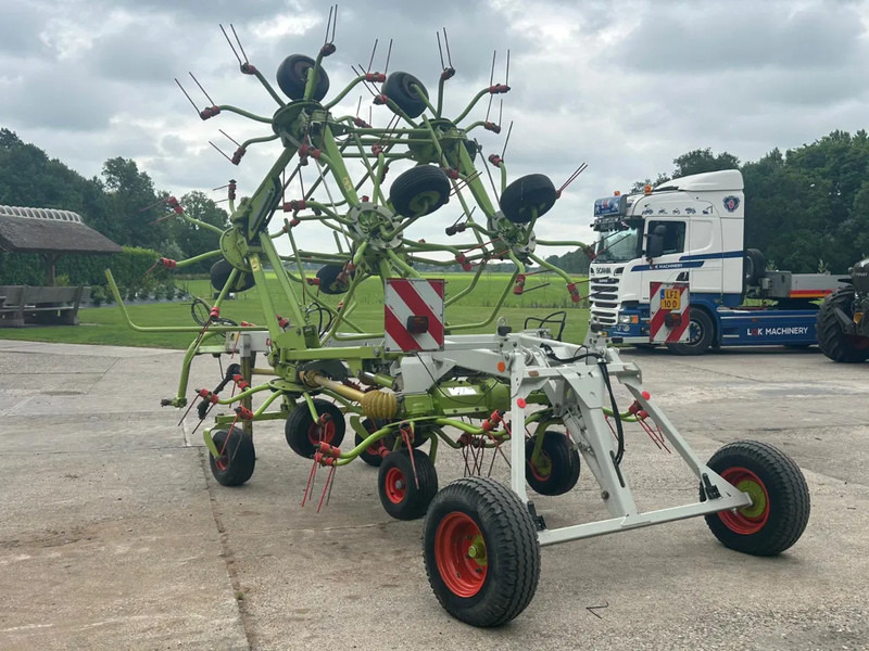 Claas Volto 1320 T Gedragen 13 meter schudder - Henificadora: foto 5 Claas Volto 1320 T Gedragen 13 meter schudder - Henificadora: foto 5