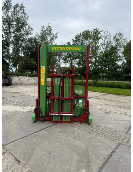 Strautmann Hydrofox HQ PLUS 2800 Siloblockschneider Kuilvoersnijder - Maquinaria ganadera: foto 4 Strautmann Hydrofox HQ PLUS 2800 Siloblockschneider Kuilvoersnijder - Maquinaria ganadera: foto 4