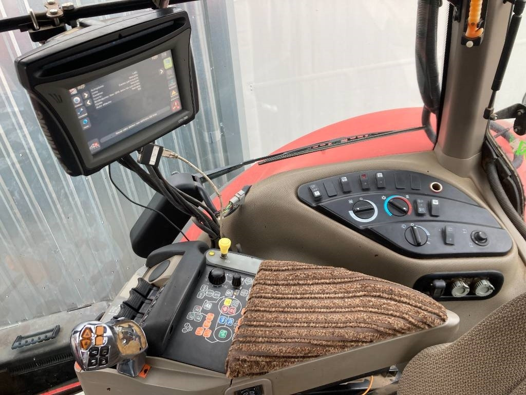 Tractor Case IH Magnum 340: foto 11