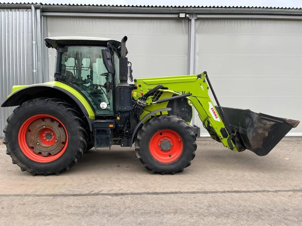 Claas Arion 530 CIS - Tractor: foto 2 Claas Arion 530 CIS - Tractor: foto 2