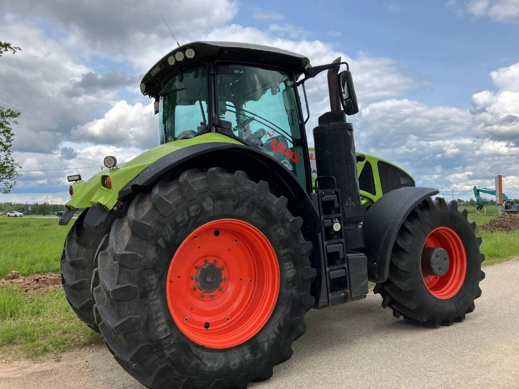 Tractor Claas Axion 920: foto 6