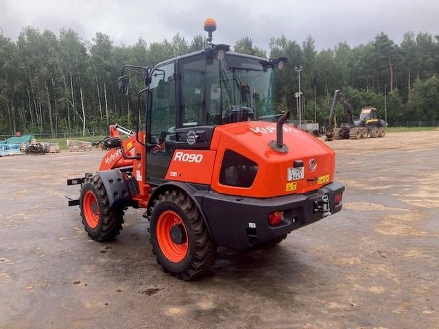 Kubota R 090 - Cargadora de ruedas: foto 1 Kubota R 090 - Cargadora de ruedas: foto 1