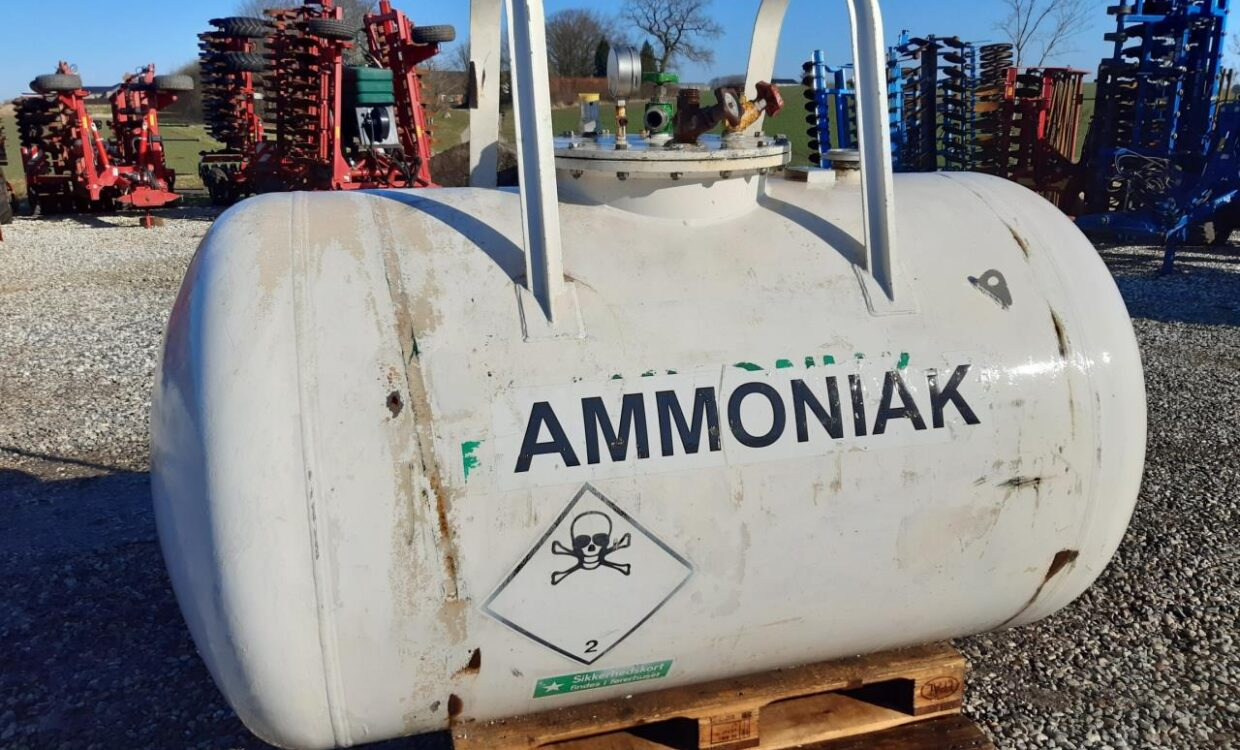 Agrodan Ammoniaktank 1200 kg - Maquinaria para fertilización, Tanque de almacenamiento: foto 2 Agrodan Ammoniaktank 1200 kg - Maquinaria para fertilización, Tanque de almacenamiento: foto 2