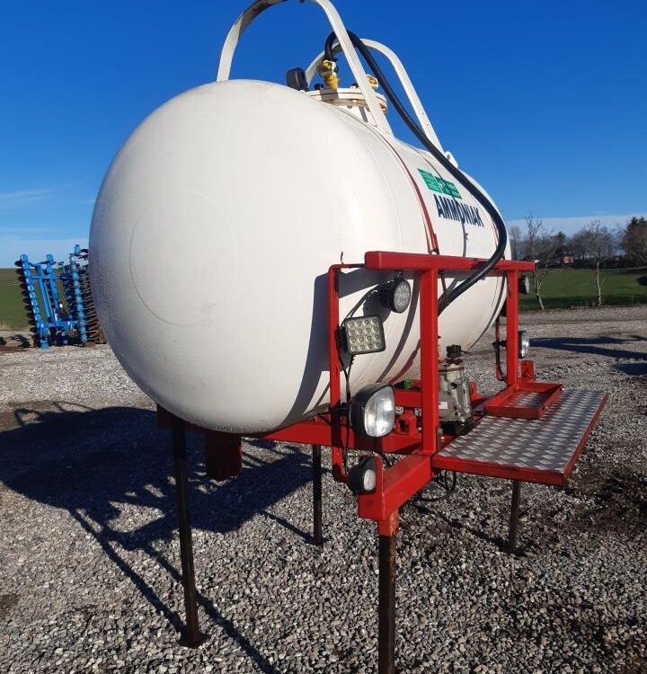 Agrodan Ammoniaktank 1200 kg - Maquinaria para fertilización, Tanque de almacenamiento: foto 3 Agrodan Ammoniaktank 1200 kg - Maquinaria para fertilización, Tanque de almacenamiento: foto 3