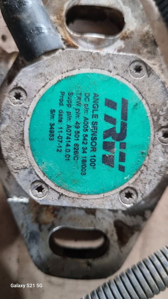 TRW STEERING ANGLE SENSOR   Mercedes-Benz ACTROS MP2 MP3 - Unidad de control para Camión: foto 1 TRW STEERING ANGLE SENSOR   Mercedes-Benz ACTROS MP2 MP3 - Unidad de control para Camión: foto 1