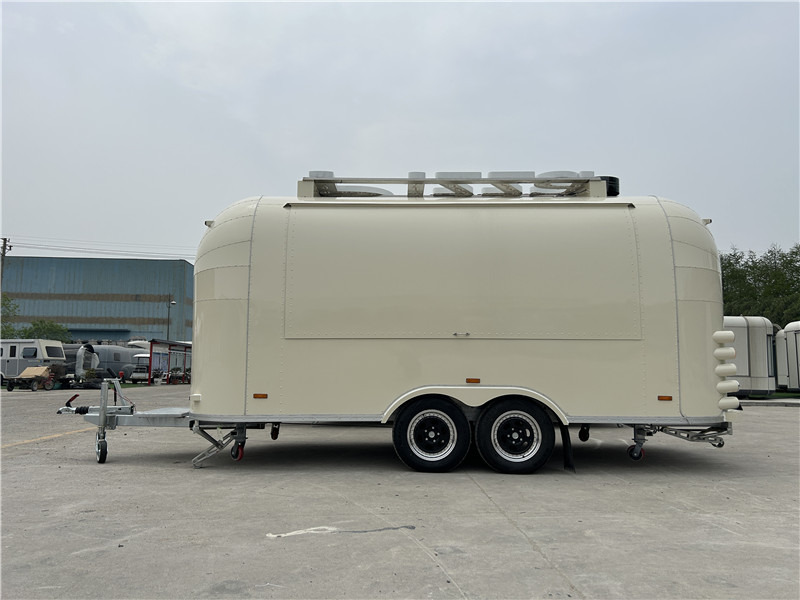 European Food Truck Pizza Food Truck, Smash Burger Foodtruck - Remolque venta ambulante: foto 4 European Food Truck Pizza Food Truck, Smash Burger Foodtruck - Remolque venta ambulante: foto 4