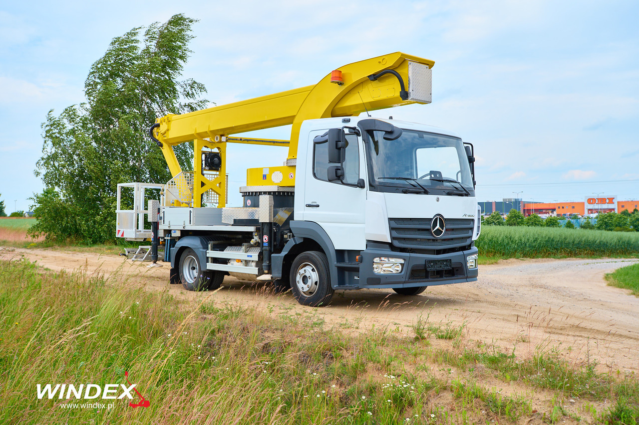 PALFINGER P 300 KS - Plataforma elevadora: foto 1 PALFINGER P 300 KS - Plataforma elevadora: foto 1