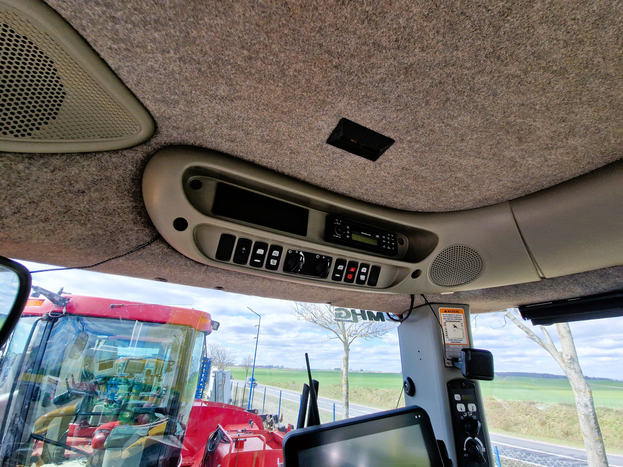 Tractor de cadenas CHALLENGER MT 865: foto 6