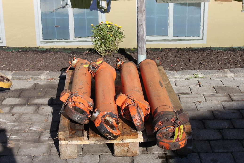 Atlas 1302 E - Cilindro hidráulico para Maquinaria de construcción: foto 4 Atlas 1302 E - Cilindro hidráulico para Maquinaria de construcción: foto 4