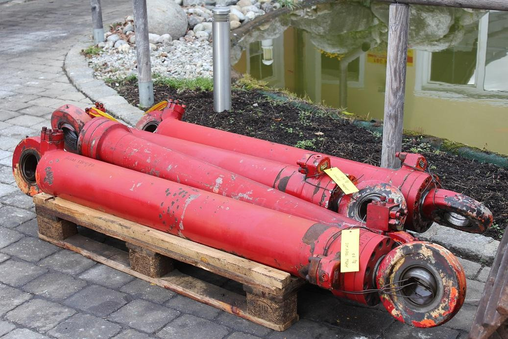 Atlas 1704 LC - Cilindro hidráulico para Maquinaria de construcción: foto 4 Atlas 1704 LC - Cilindro hidráulico para Maquinaria de construcción: foto 4