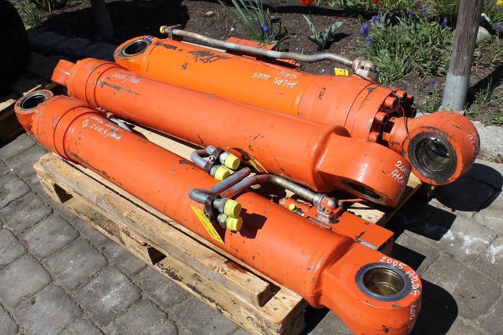 Atlas 2005 - Cilindro hidráulico para Maquinaria de construcción: foto 1 Atlas 2005 - Cilindro hidráulico para Maquinaria de construcción: foto 1