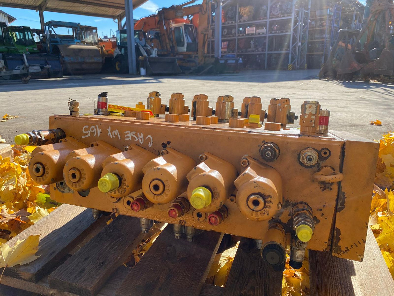 Case WX 165 - Válvula hidráulica para Maquinaria de construcción: foto 5 Case WX 165 - Válvula hidráulica para Maquinaria de construcción: foto 5