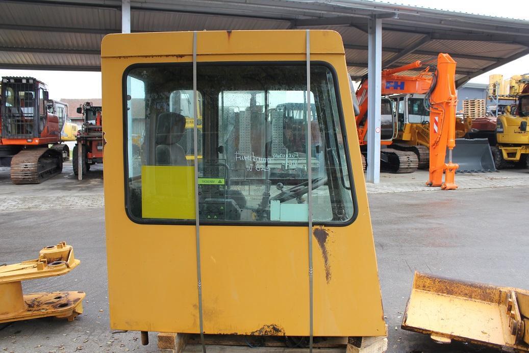 Cabina para Maquinaria de construcción Furukawa W625: foto 6