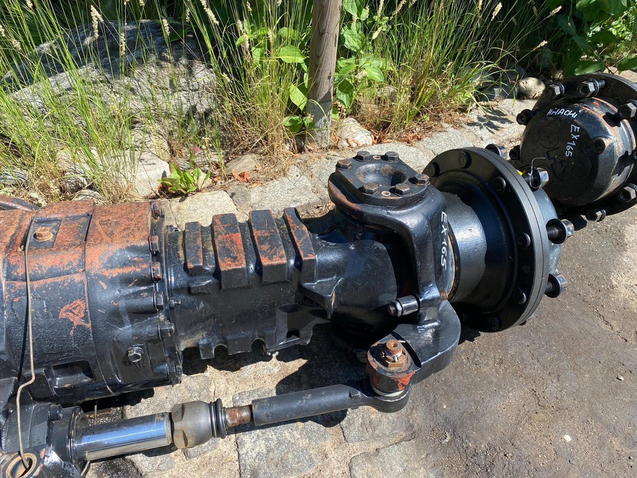 Hitachi EX 165 , Spicer Hurth - Eje y piezas para Maquinaria de construcción: foto 5 Hitachi EX 165 , Spicer Hurth - Eje y piezas para Maquinaria de construcción: foto 5