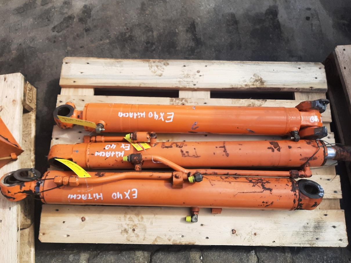 Hitachi EX 40-2 - Cilindro hidráulico para Maquinaria de construcción: foto 2 Hitachi EX 40-2 - Cilindro hidráulico para Maquinaria de construcción: foto 2