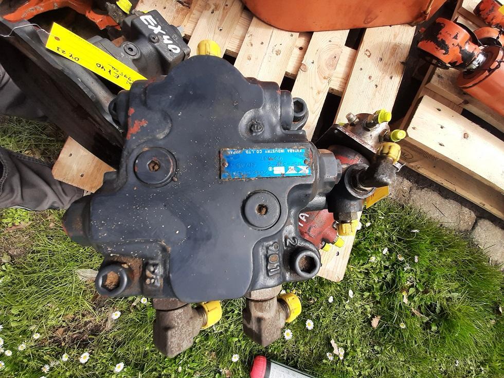 Hitachi EX 40 - Reductor de giro para Maquinaria de construcción: foto 5 Hitachi EX 40 - Reductor de giro para Maquinaria de construcción: foto 5