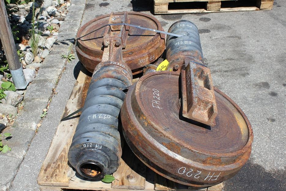 Hitachi FH 220 - Piezas del tren de rodaje para Maquinaria de construcción: foto 4 Hitachi FH 220 - Piezas del tren de rodaje para Maquinaria de construcción: foto 4